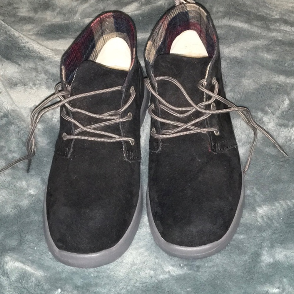 Boys Ugg Suede shoes